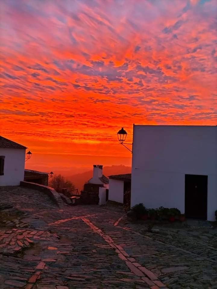 Casa Dona Antonia - Monsaraz Panzió Kültér fotó